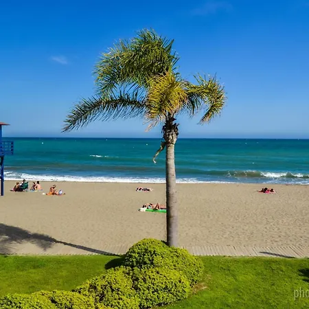 Apartment 645 Aguila - Vista Al Mar - Cerca De Tren, Restaurantes, Tiendas - Playa A 10 Min Caminando
